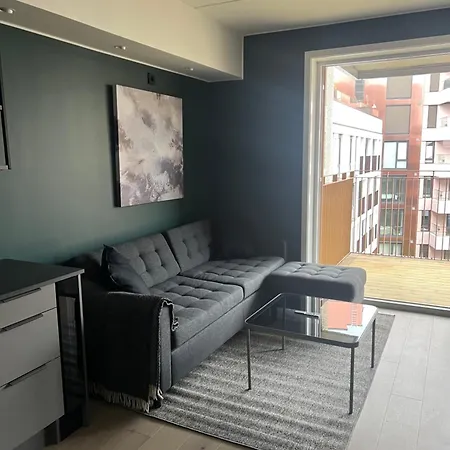 By Station Apartamento